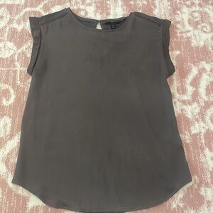 🧡 3 For $12 Bundle Sale 🧡 Banana Republic Factory Short sleeve Blouse